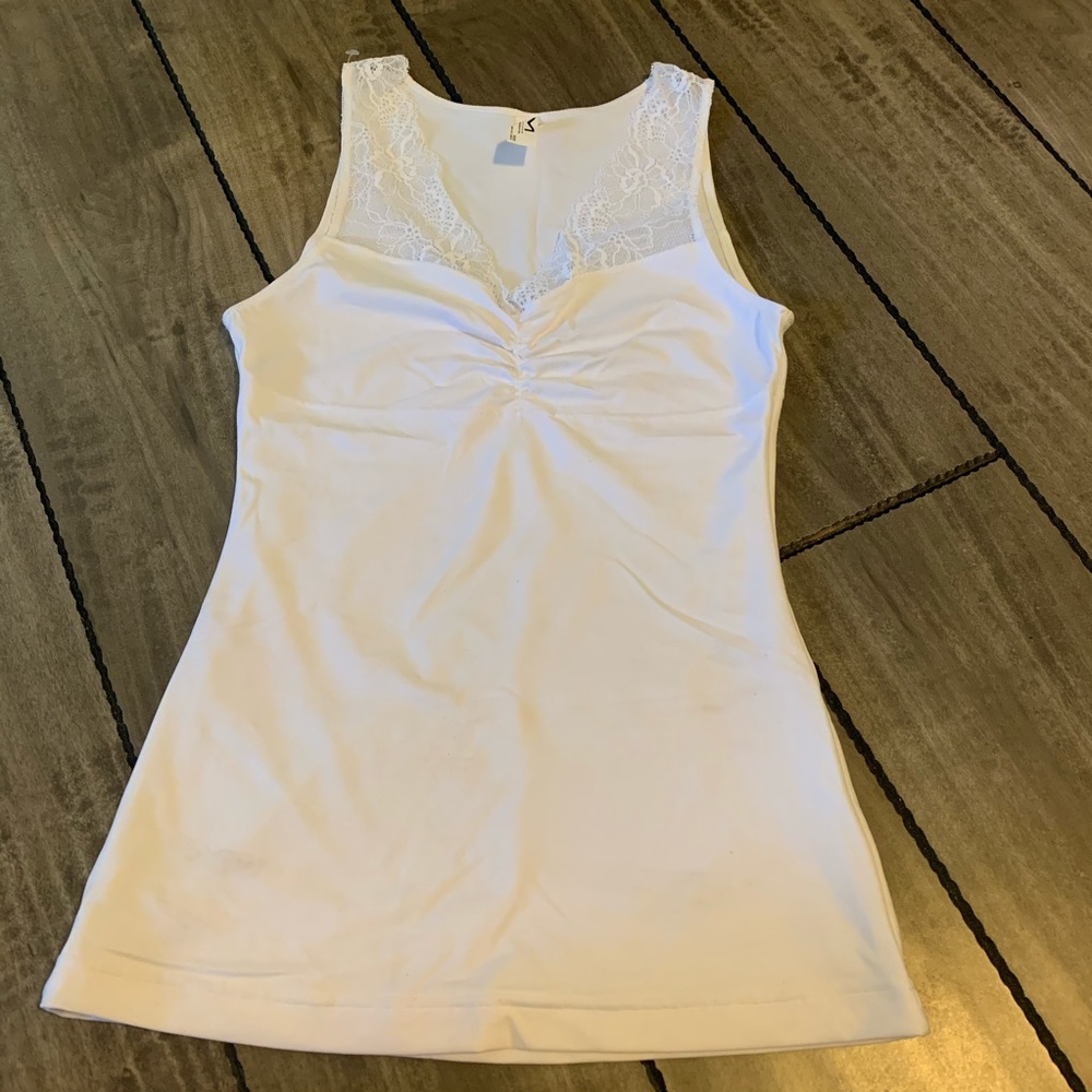 🆕 Shapewear- Maidenforms Compression Tank - Picture 2 of 3